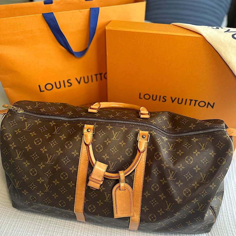 LOUIS VUITTON KEEPALL 50 in monogram canvas w/dustbag, box, and bag!
